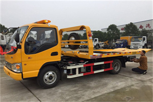 荆门哪里有拖车服务