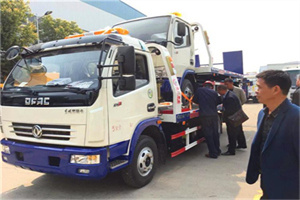 荆门汽车道路救援拖车价格